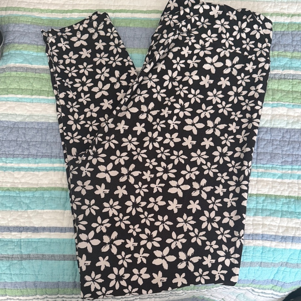 LuLaRoe Black and White Floral Leggings